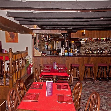 The White Hart Hotel Menheniot المظهر الخارجي الصورة