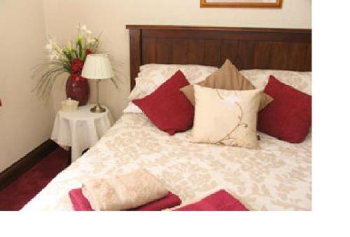 The White Hart Hotel Menheniot المظهر الخارجي الصورة